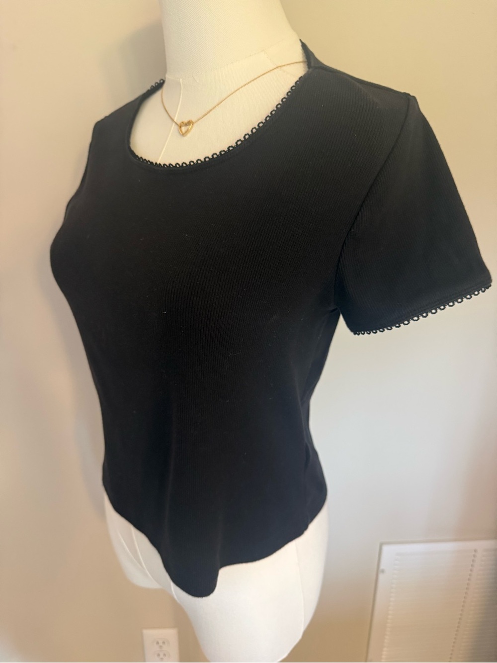 H&M Basics Black Ribbed Knit Scoop Neck Tee Picot Trim Short Sleeve Top L